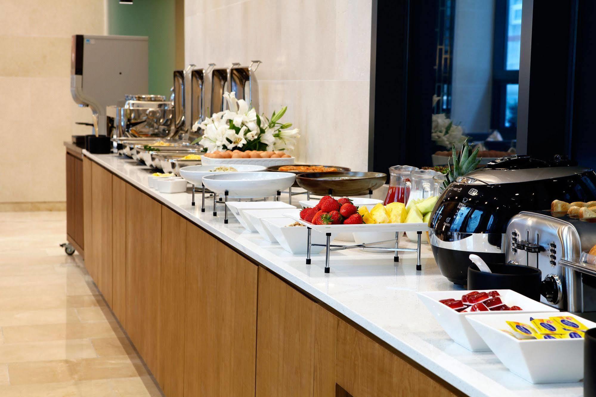 On City Hotel Cheonan Buitenkant foto